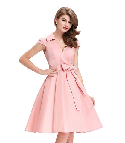 Coco Lee, coins are Kumis brown leather bag